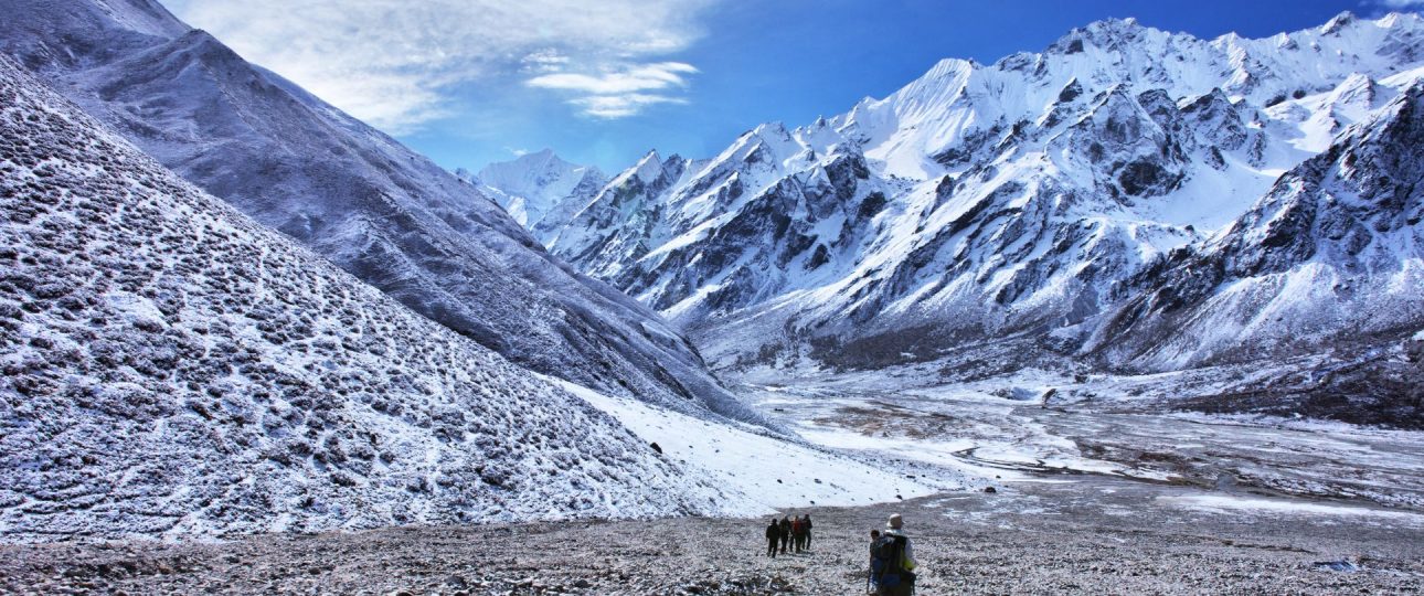 A picture displaying Langtang Valley trek in Nepal with beautiful scenerios.